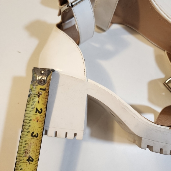 Nasty Gal White Platform Wrap Ankle Sandals size 9 - Picture 10 of 14
